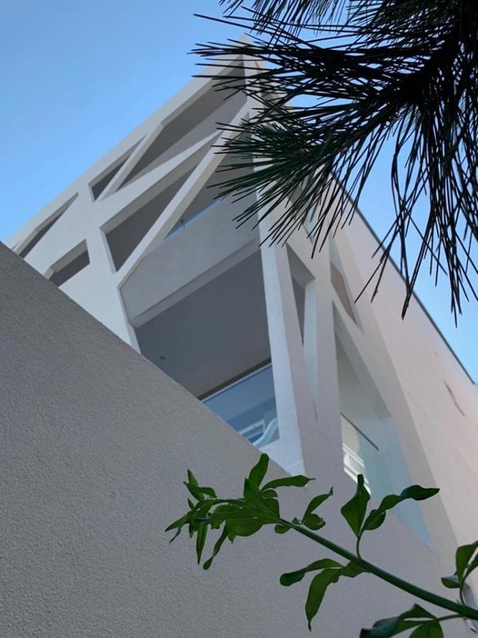Villa Hara Suites Paralia Katerinis Bagian luar foto