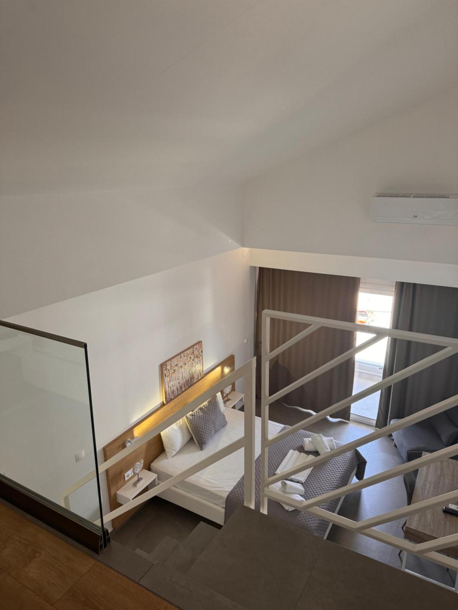 Villa Hara Suites Paralia Katerinis Bagian luar foto